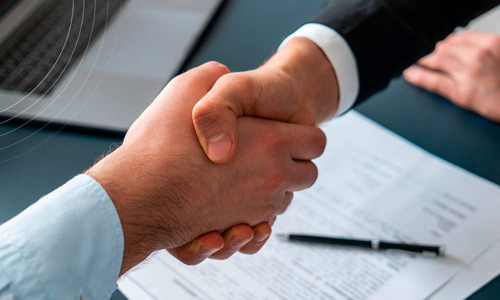 Aluga.com vs compra de equipamentos: qual é o melhor caminho para empresas? 